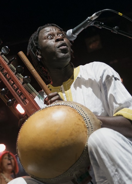 Babacar Mbaye et les musiciens de ALTER EGO